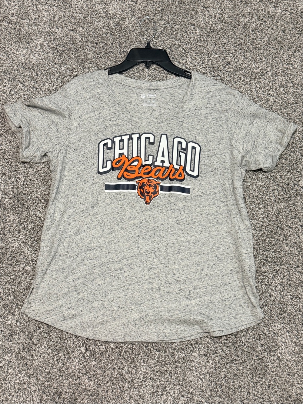 Chicago Bears Women's Gray Graphic Tee